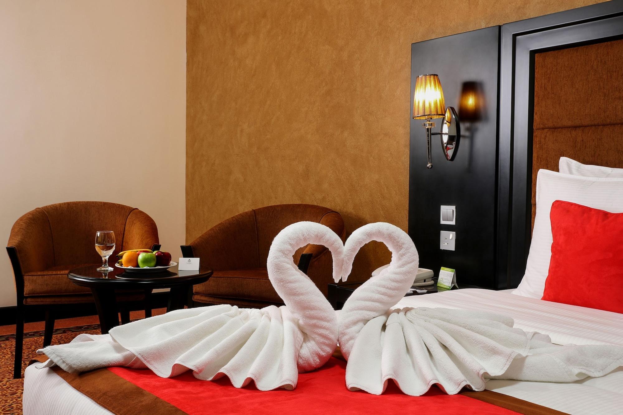 Royal Grand Suite Hotel Charjah Extérieur photo