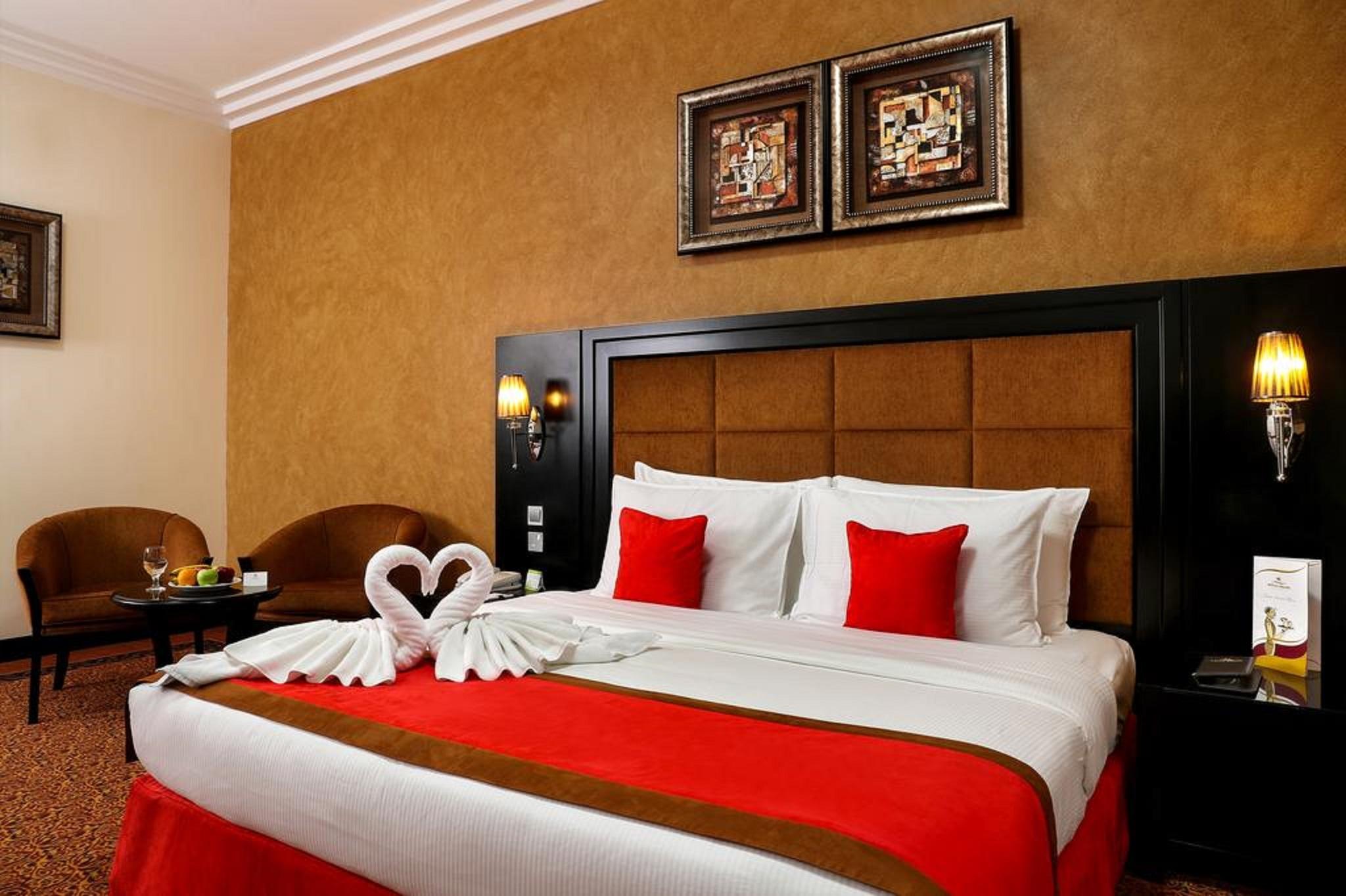 Royal Grand Suite Hotel Charjah Extérieur photo