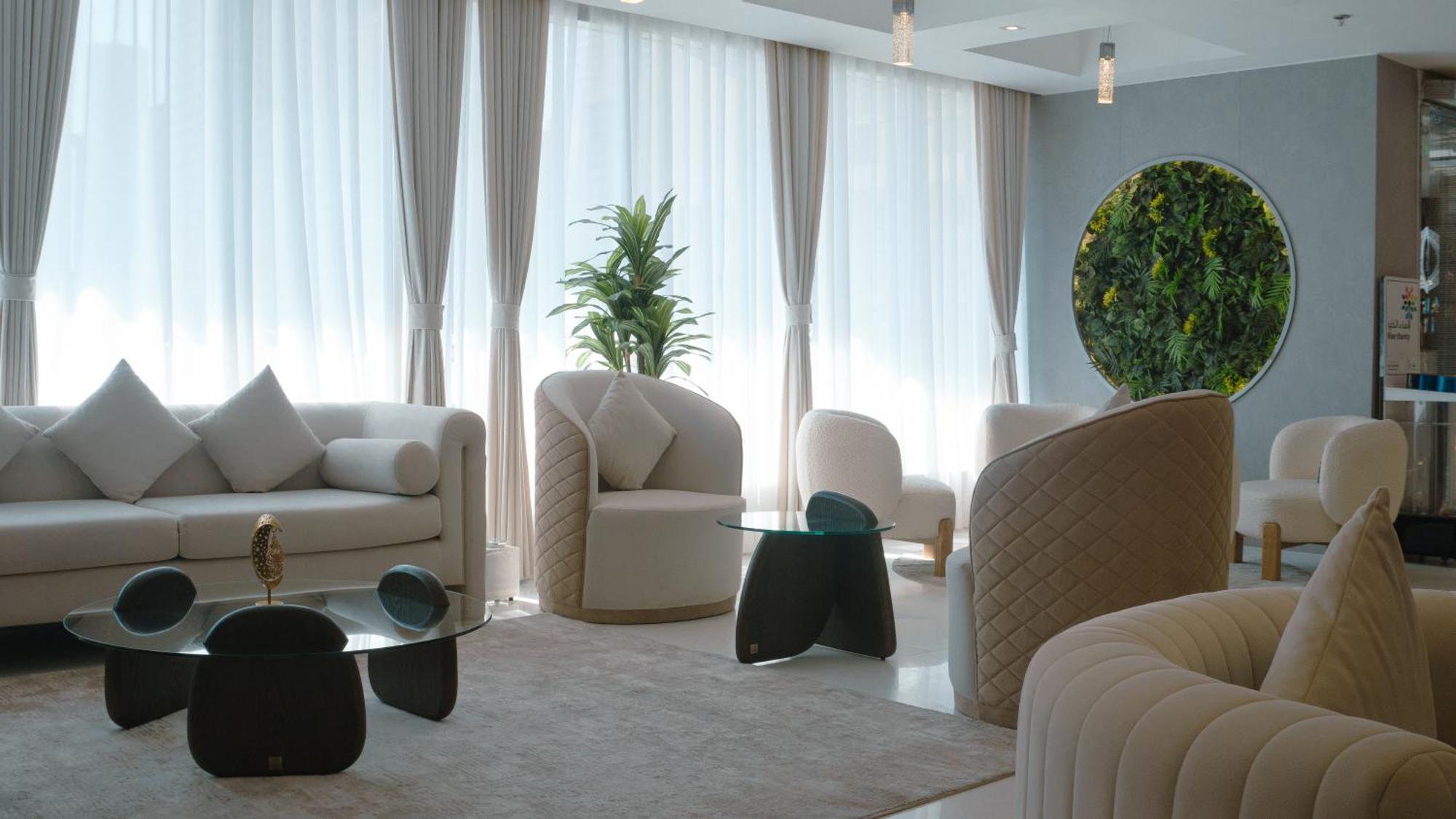 Royal Grand Suite Hotel Charjah Extérieur photo