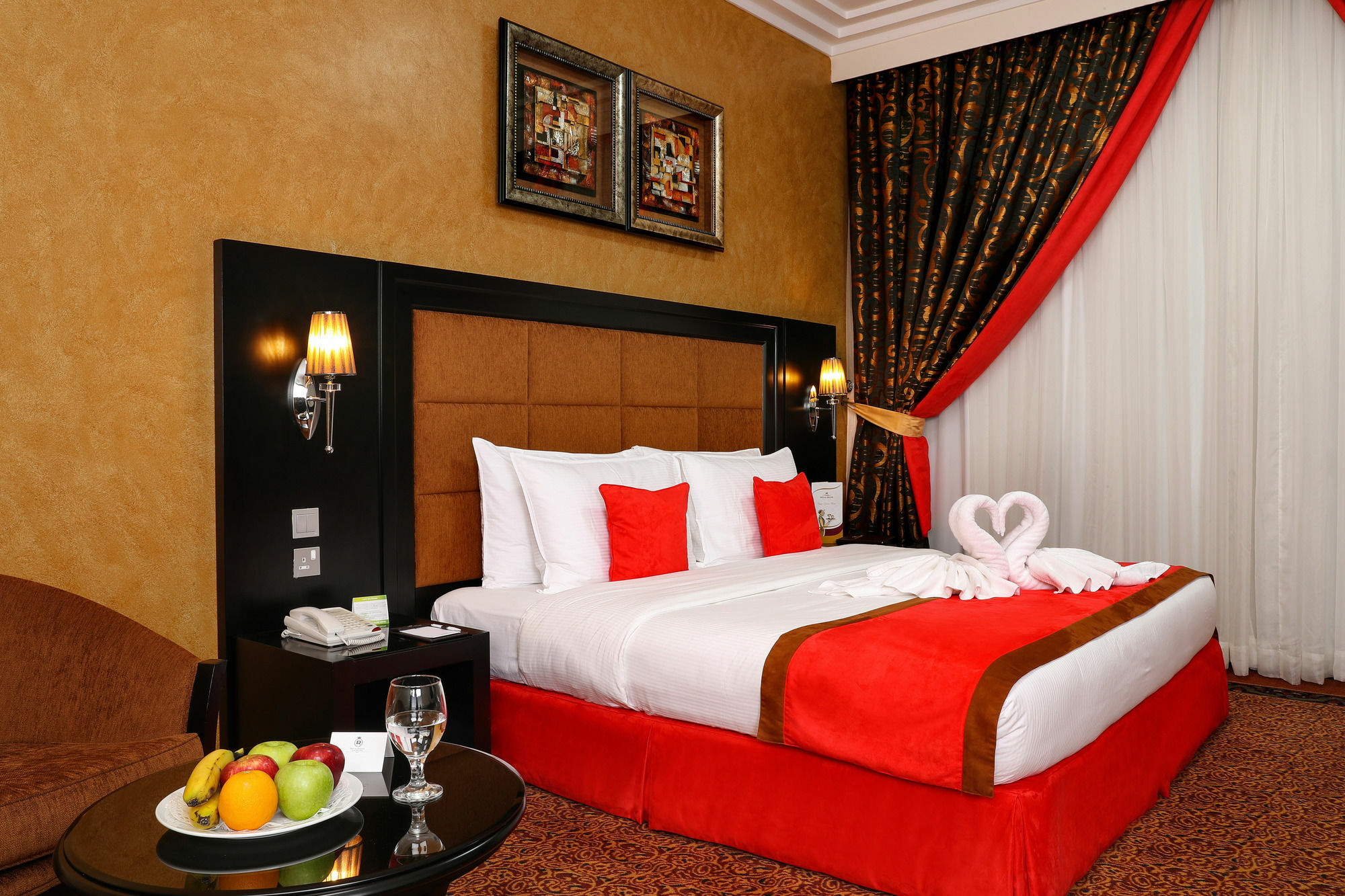 Royal Grand Suite Hotel Charjah Extérieur photo